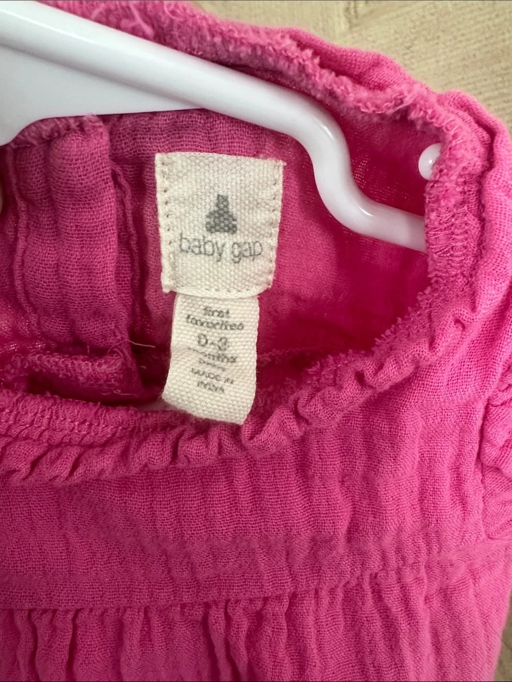 Baby Girl Gap 0-3 months 3 piece outfit